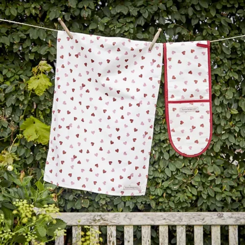 Emma Bridgewater Pink Hearts Tea Towel and Oven Gloves Set